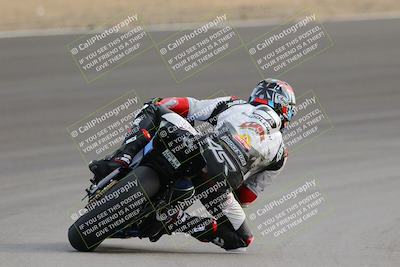 media/Dec-17-2022-SoCal Trackdays (Sat) [[224abd9271]]/Turn 10 Backside (120pm)/